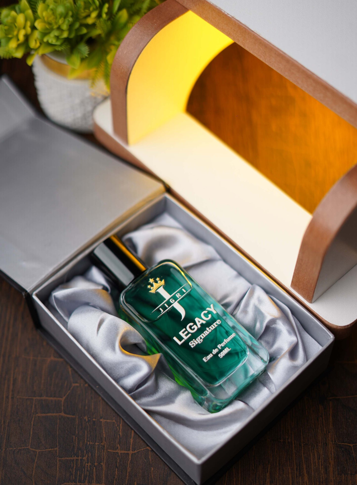 Legacy by JIGRI – The Signature Scent of Elegance | unisex
